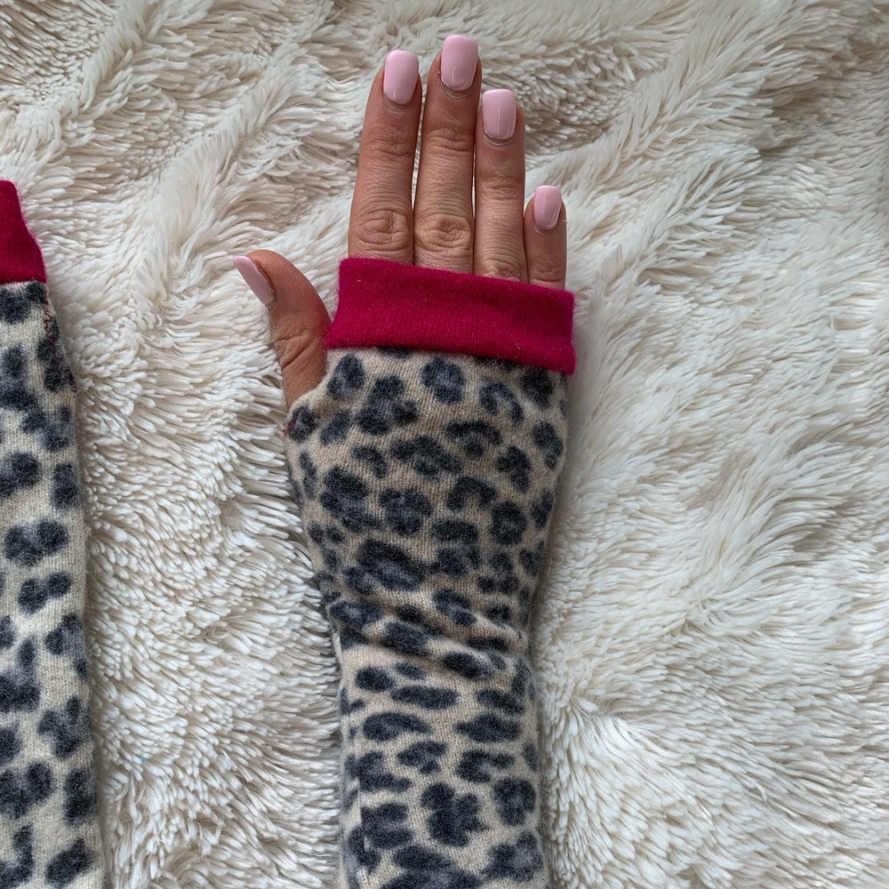 Leopard Gloves - Handmade in the UK